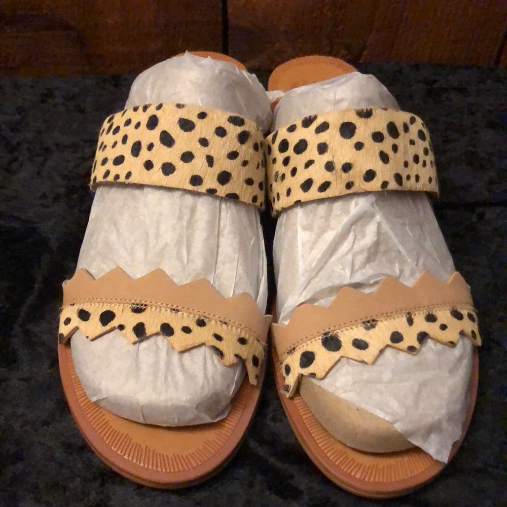 !New! Dolce Vita 7.5 spotted cow hair sandals
